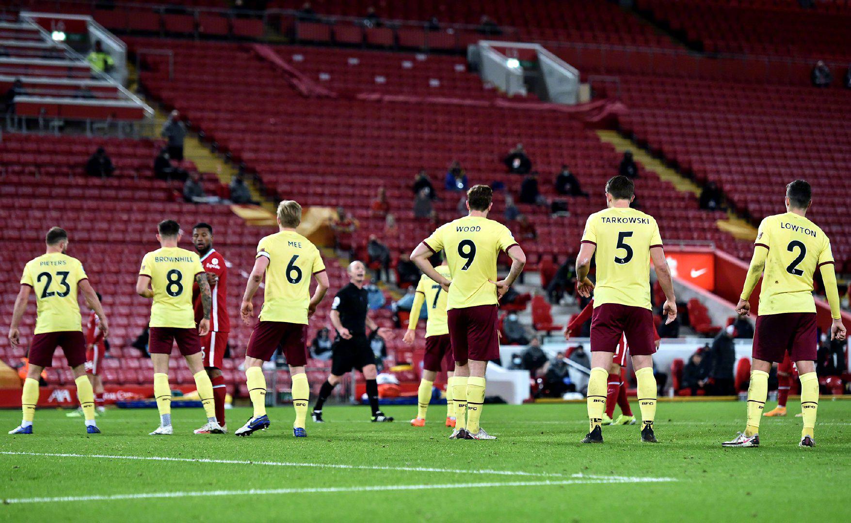 教练将在这 教练将在这